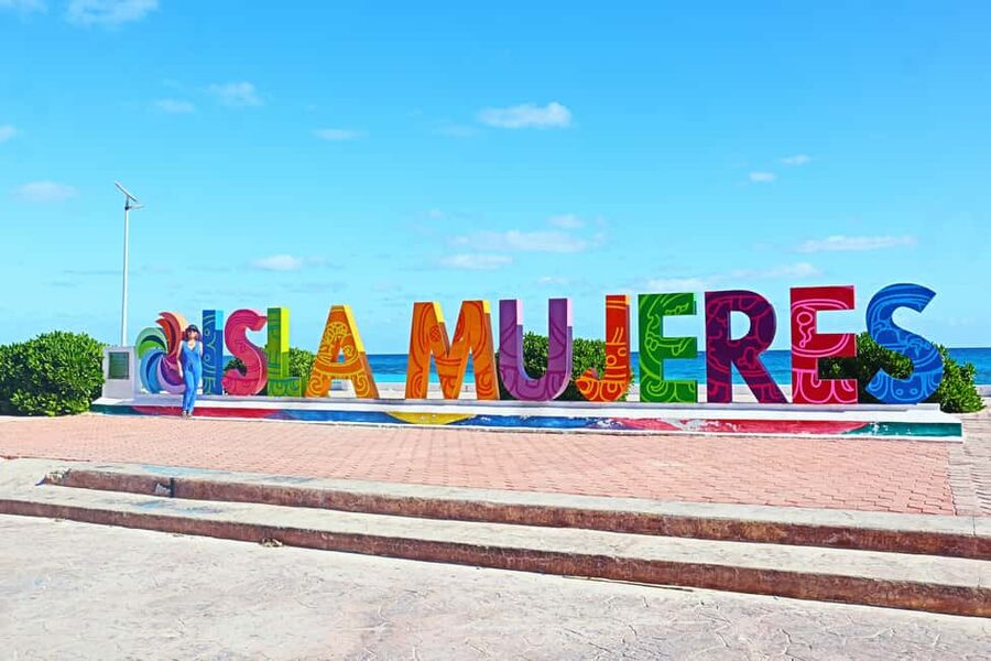 Isla Mujeres: Catamaran Ride with Open Bar, Snorkeling, and Lunch - Playa Norte beach club time: your best nap, your best photos