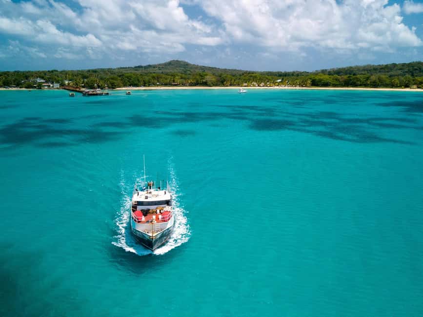 Isla Mujeres: Catamaran Ride with Open Bar, Snorkeling, and Lunch - Who this trip fits best (and who should skip it)