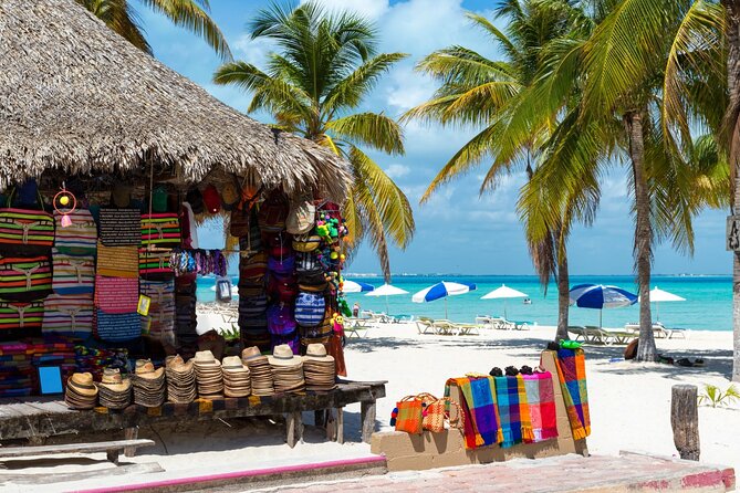 Isla Mujeres Catamaran Tour with Snorkel, Open bar and Transport - Your crew and boat size: why it can feel personal on a max-40 trip