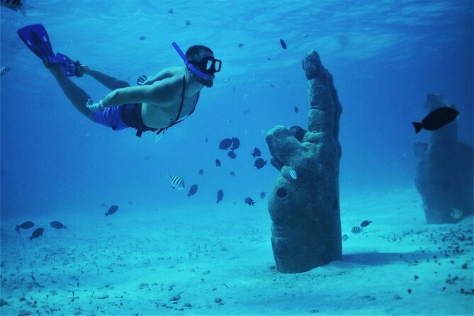 Isla Mujeres Luxury Sailing: Adults Only or Family Friendly - Pickup, timing, and why your hotel location matters