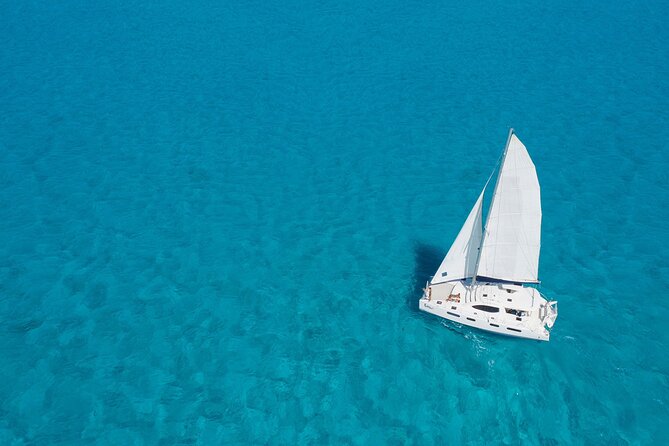 Isla Mujeres Luxury Sailing: Adults Only or Family Friendly - Your ride: boat comfort, crew, and the onboard vibe