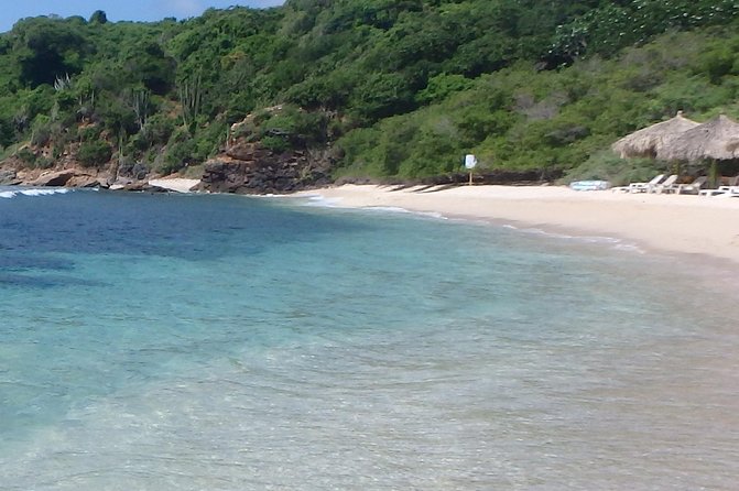 Ixtapa Island Tour - The boat ride to Isla Ixtapa, fast and easy