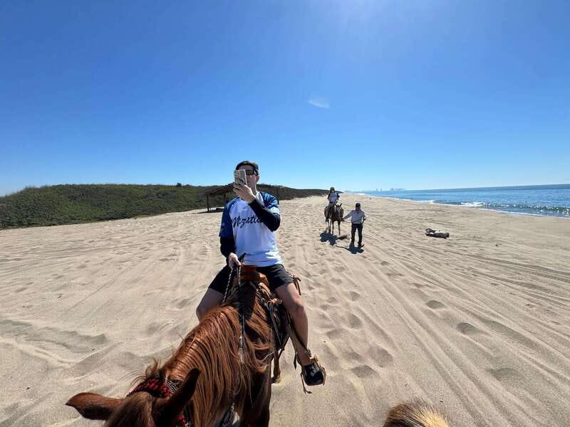 Jungle and beach horseback ride + lunch + mezcal - The 90 minutes on horseback, what to expect and how to prepare