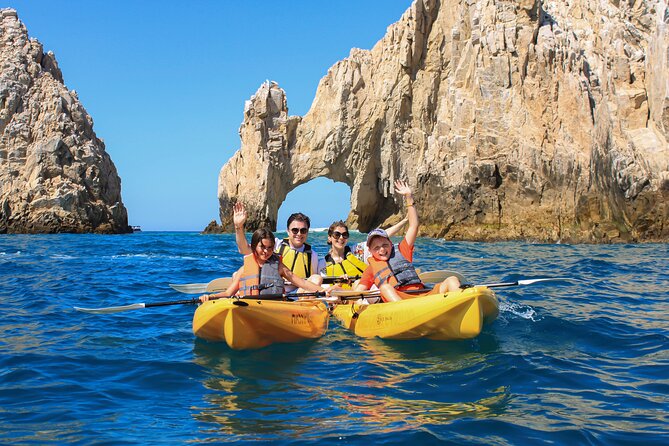 Kayak Expedition to the Arch of Cabo San Lucas, Lovers Beach & Snorkel - From Empacadora Beach to El Arco: the first stretch that sets the tone