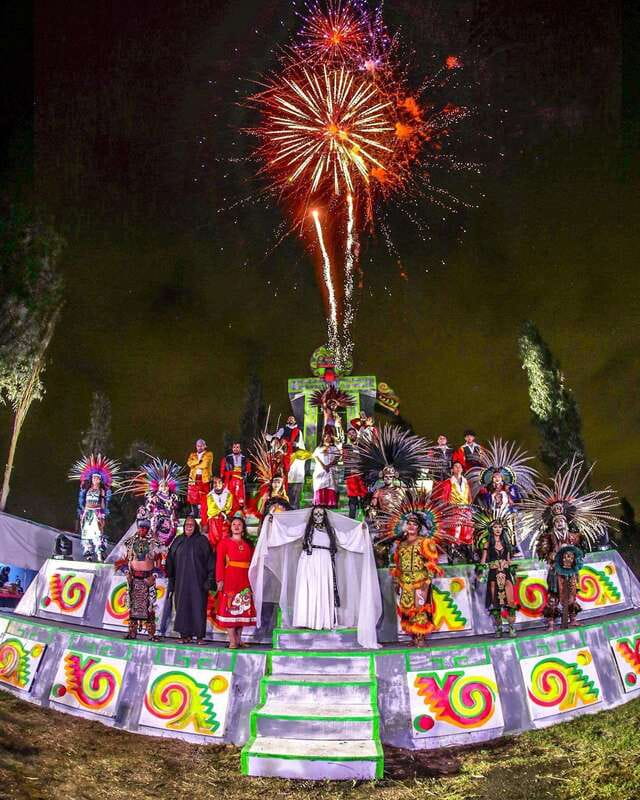 La Llorona, Live Show in the Canals of Xochimilco. - Getting to Plaza Popocatépetl 47 in Condesa (and why it matters)