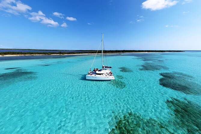 Lagoon 39ft Private Catamaran 5hr - El Cielo Full Experience - Snorkeling support that helps first-timers and keeps kids comfortable