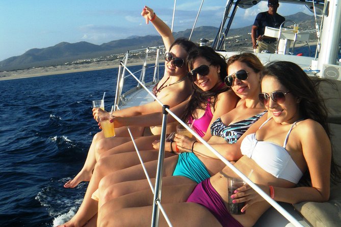Lands End Luxury Sail and Snorkel Cruise in Cabo San Lucas - Stop 2, Playa de los Amantes: the snorkel plan in sheltered water