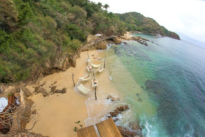 Las Caletas Beach & Adventure Park with buffet lunch and open bar - Cruising to Las Caletas: more than just transport