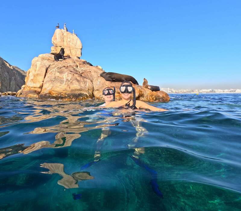 Los Cabos Arch & Lover’s Beach Tour + Snorkeling Tour - The first leg: a boat cruise around Land’s End, Lovers Beach, and El Arco