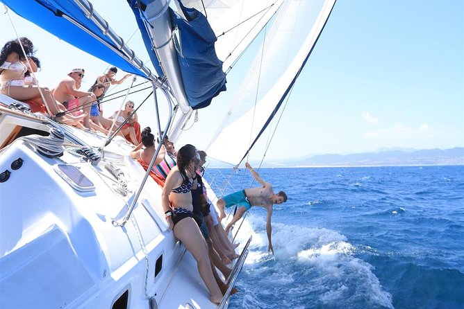 Los Cabos Luxury Sailing, Snorkel and Lunch Cruise - Luxury sailing in Los Cabos, the way you actually want it