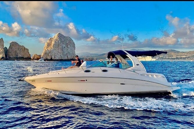 Los Cabos Private Yacht Whale Watching & Drinks - Up to 18 Guests - Why this Cabo private yacht whale watching feels more personal than a boat tour