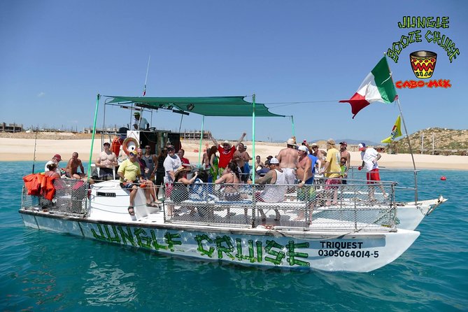 Los Cabos Sunset Booze Cruise - The Social Factor: Who This Cruise Is Best For
