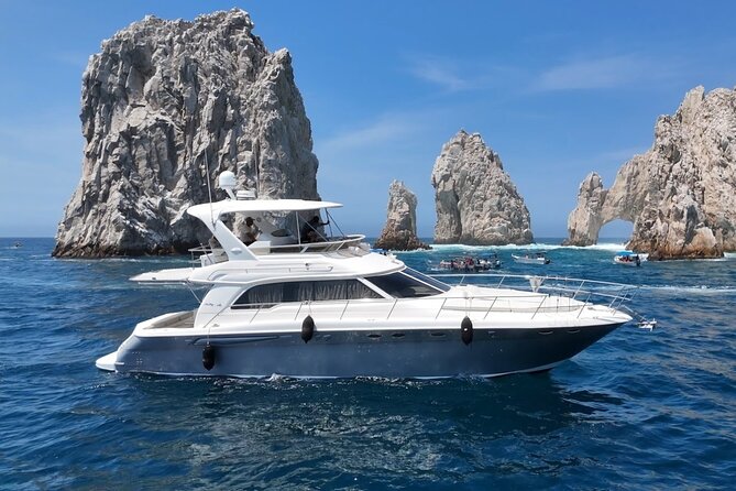 Los Cabos Whale Watching & Snorkel Adventure with Food & Drinks - Service style on private yachts: where the money seems to go