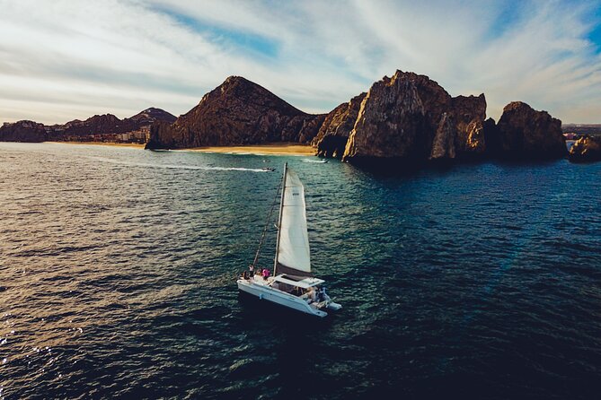 Luxury Whale Watch Cruise to The Arch Los Cabos - The Whale Hunt Window: Humpbacks and Gray Whales, With Safe Distances