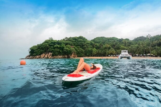 Luxury Yacht & Snorkel with All inclusive Open bar and lunch - Banana boat, paddleboards, and the safety feel of active water time