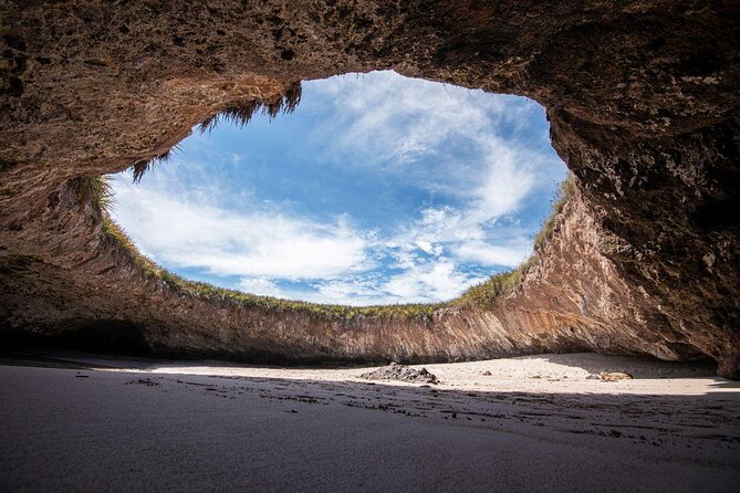 Marietas Islands Snorkel Tour & Hidden Beach - Hidden Beach access: permits, the tunnel swim, and tide conditions