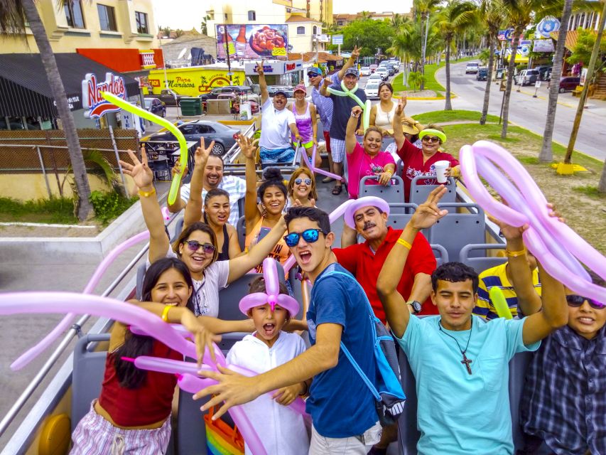 Mazatlán: Double-Decker Bus, Cliff Diving & Walking Tour - Walking the Historic District, narrow streets and a real sense of place