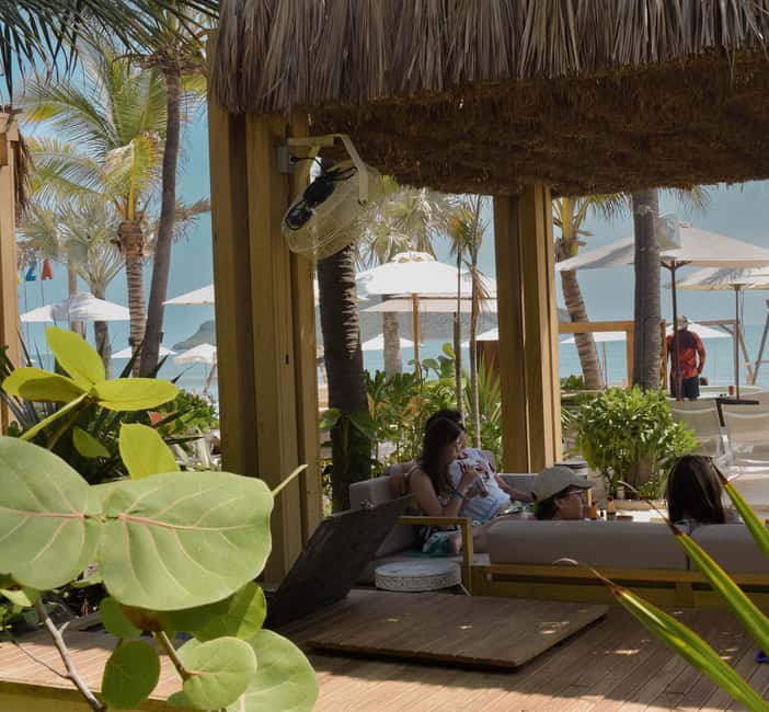 Mazatlán: Shekinah Beach Club - The beach experience: loungers, direct entry, and towel-ready comfort