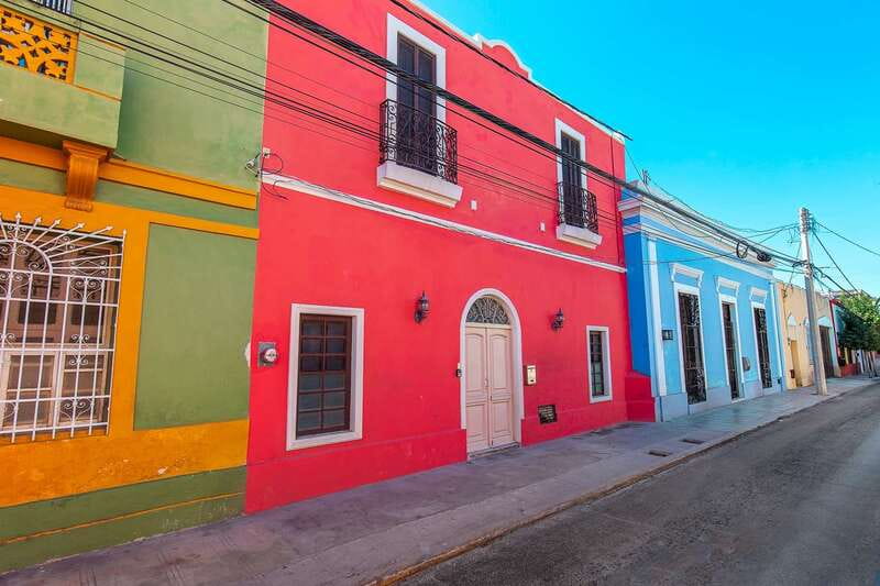 Mérida: 3-Hour Walking Food Tour - First Bites: Gorditas and Refreshing Drinks