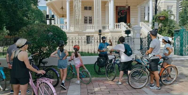 Mérida: Montejo Boulevard and Historic Center bike tour - A quieter stop that gives you a different angle on the city