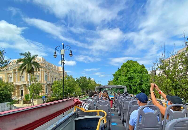 Mérida: Panoramic Sightseeing Tour Bus Ticket with 2 Routes - Who this is best for (and who may not love it)