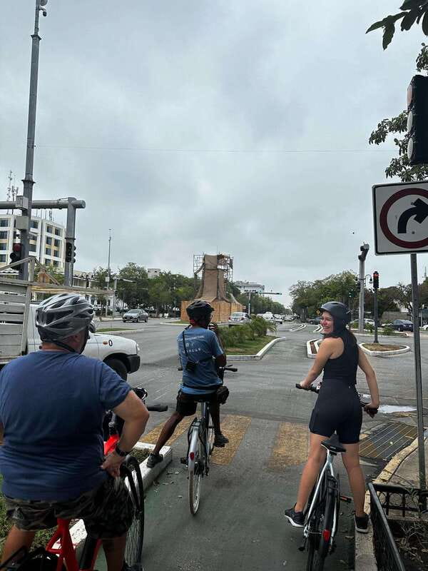 Mérida: The E-bike tour with history and culture - Where the ride starts near Paseo Montejo’s big landmarks