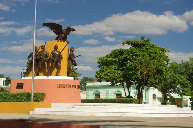 Merida Walking Food Tour. Authentic & Local Cuisine - Gorditas Doña Gorda: your first lesson in Yucatán comfort food