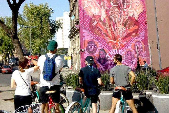 Mexico City: Art Naco, murals & street art bike tour - Safety, pace, and why the small group size matters