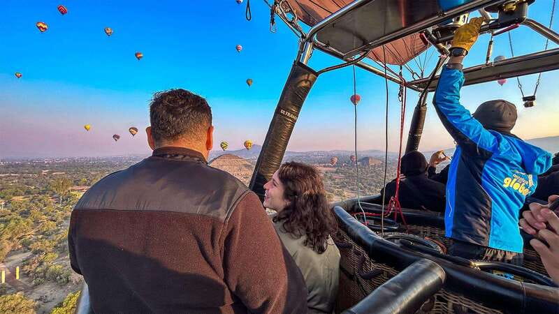 Mexico City: Balloon Flight, Teotihuacan & Guadalupe Shrine - Breakfast, wine toast, and what to do with the free time