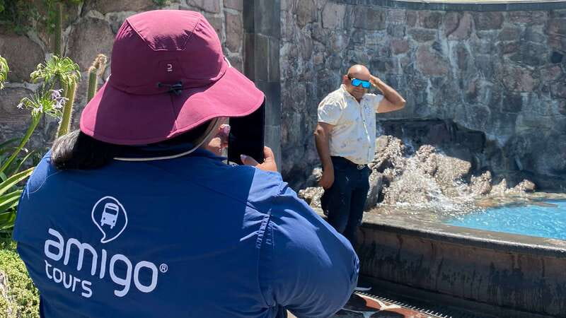 Mexico City: Basilica of Our Lady of Guadalupe Tour - Tepeyac Hill: the apparition story tied to a short climb