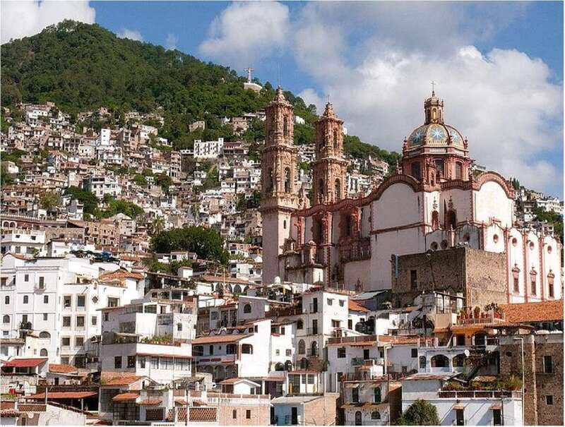 Mexico City: Cacahuamilpa Caves and Taxco Small-Group Tour - Taxco Lunch at Hotel Monte Taxco, Then Cable Car Views If You Want Them