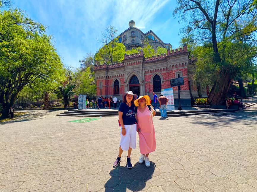 Mexico City: Chapultepec Castle and Forest Guided Tour - Quick hits before you go