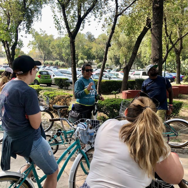 Mexico City: Chapultepec & Reforma Historic Bike Experience - Price and Value: Is $69 Worth 4 Hours?