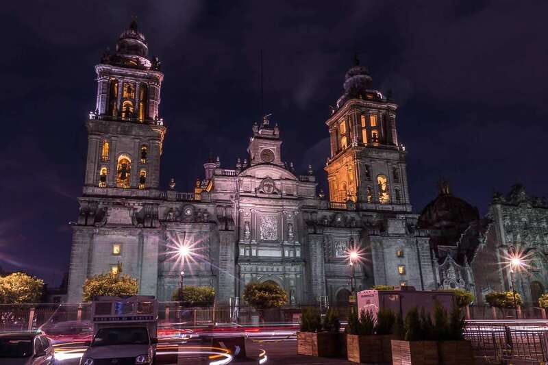 Mexico City: Double Decker Bus Night Tour - A night bus tour that actually helps you see the city