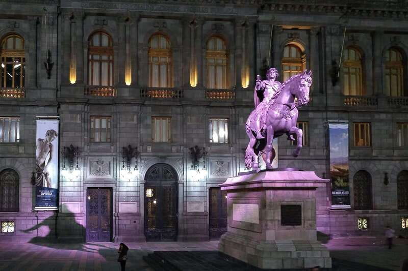 Mexico City: Double Decker Bus Night Tour - Comfort, rules, and what to bring for an easy ride