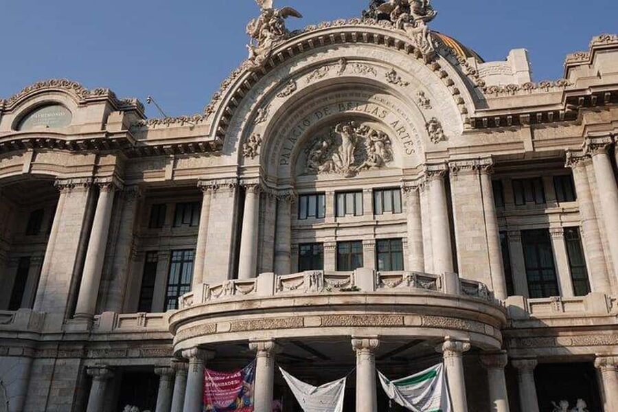 Mexico City: Exclusive Tour of Palacio de Bellas Artes - Is $64 worth it? The value of a guided, skip-the-line museum visit