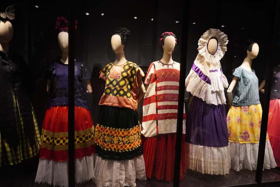 Mexico City: Frida Kahlo Museum Tour - Coffee stop or start at the museum: how your morning should feel