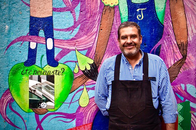 Mexico City Historical Centre Food Tour with 7 Authentic Tastings - Dessert at the bakery: glossy chocolate and sweet stops that close the loop