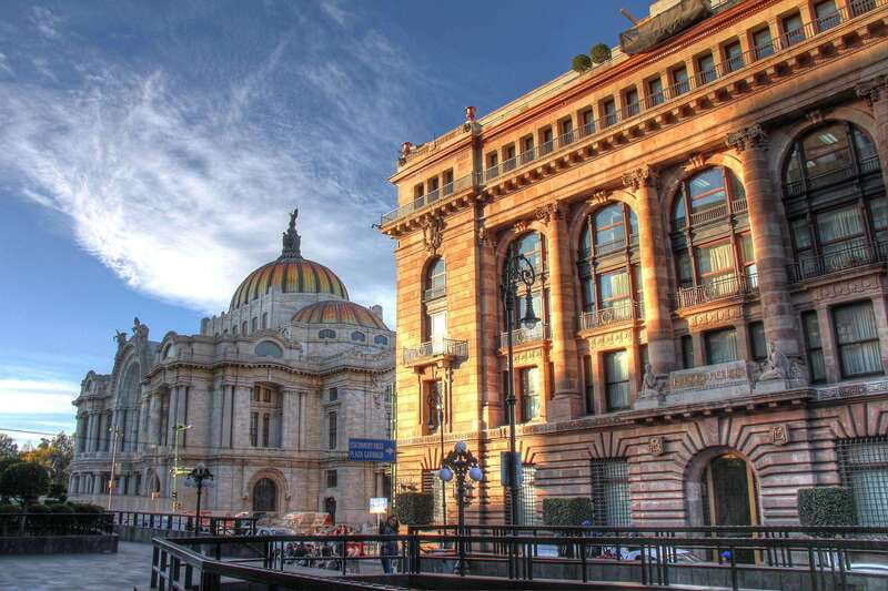 Mexico City: Hop-on Hop-off City Tour with Attractions - Polanco Circuit: Museum time at Soumaya and a calmer-feeling day