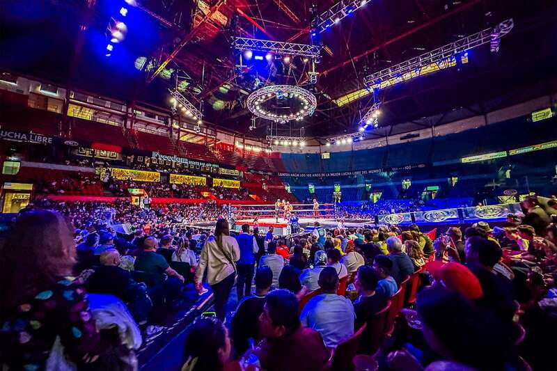 Mexico City: Lucha Libre Show, Walking Tour & Tequila - Getting to the Arena: Metrobus on Most Nights