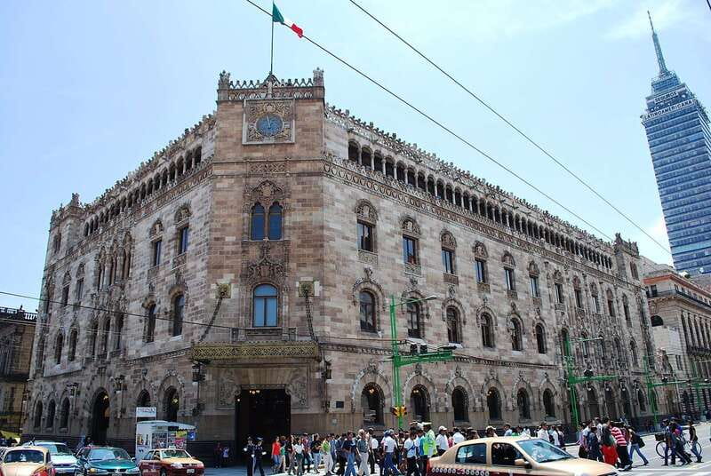 Mexico City Must-see Buildings & Palaces - Price and value: $48 for four focused buildings