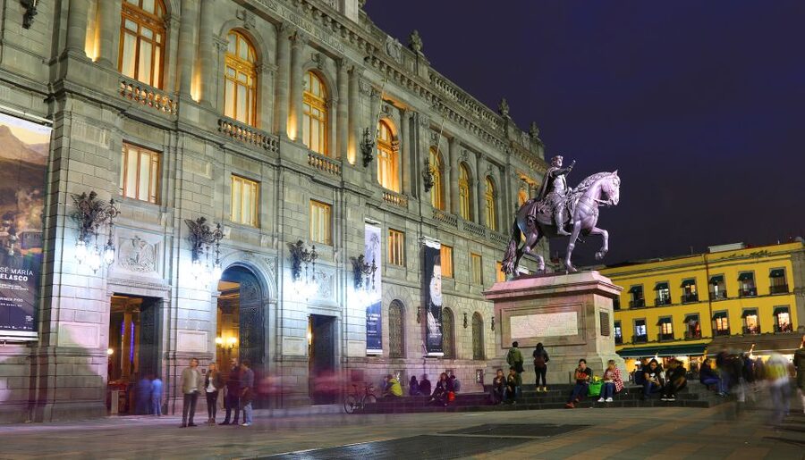 Mexico City: Night City Tour in a Double Decker Bus - Angel of Independence, Diana Cazadora, and Other Lit Landmarks
