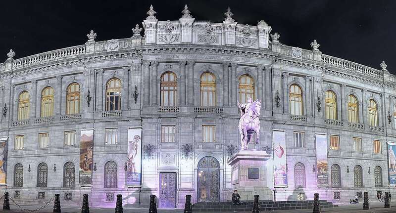 Mexico City: Night City Tour in a Double Decker Bus - Audio Guide Setup: How to Hear the City, Not Just Watch It