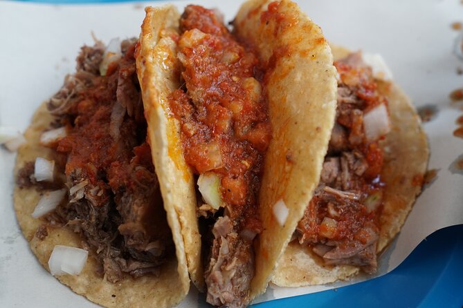 México City: Street Food to Home Cooking Food Tour - Daniela’s tamales and hot chocolate: the moment that sticks