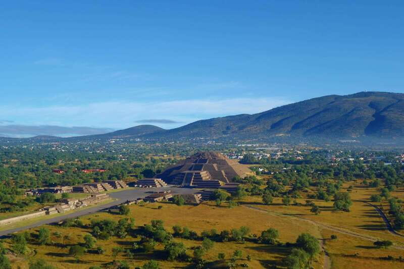 Mexico City: Teotihuacan, Tlatelolco & Basilica of Guadalupe - Basilica of Guadalupe: what you’ll see, what you’ll learn, and how to make the most of your time
