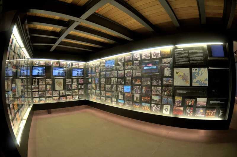 Mexico City: Ticket de entrada Museo Memoria y Tolerancia - Don’t miss these installations and the artifacts that make the message physical