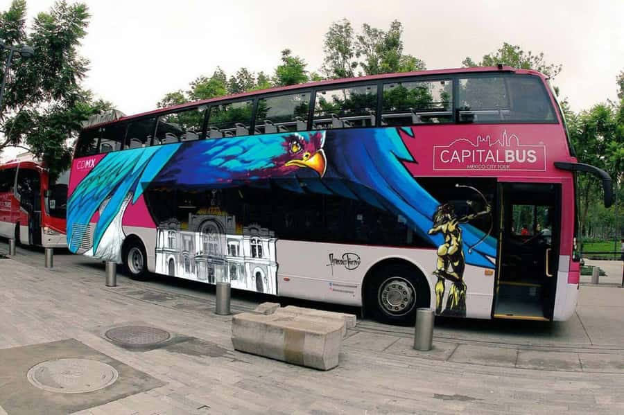 Mexico City: Tourist Bus Tour - The audio guide and headphones: where things can go right or wrong