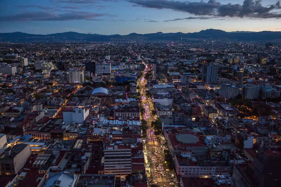 Mexico City: Tourist Bus Tour - Where to sit for the best Mexico City lights