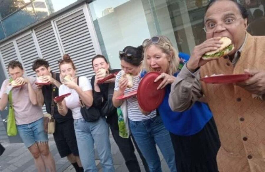Mexico City: Vegan and Vegetarian Street Food Adventure - The one meat-and-veg grill stop, and how to handle it