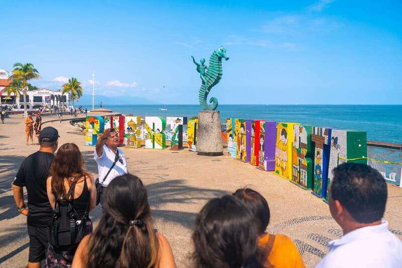 Mexico: Puerto Vallarta City Tour - Photo Stops: Seahorse, Los Tapatíos, Los Arcos, and Leonora Carington